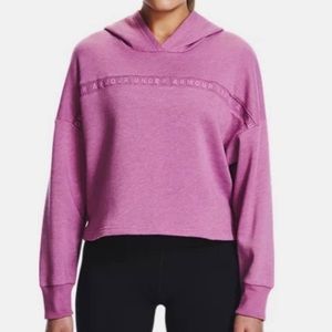 Under armour women’s fleece crop in size xlarge